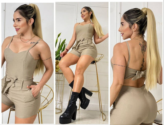 Enterizo corto moderno para mujer