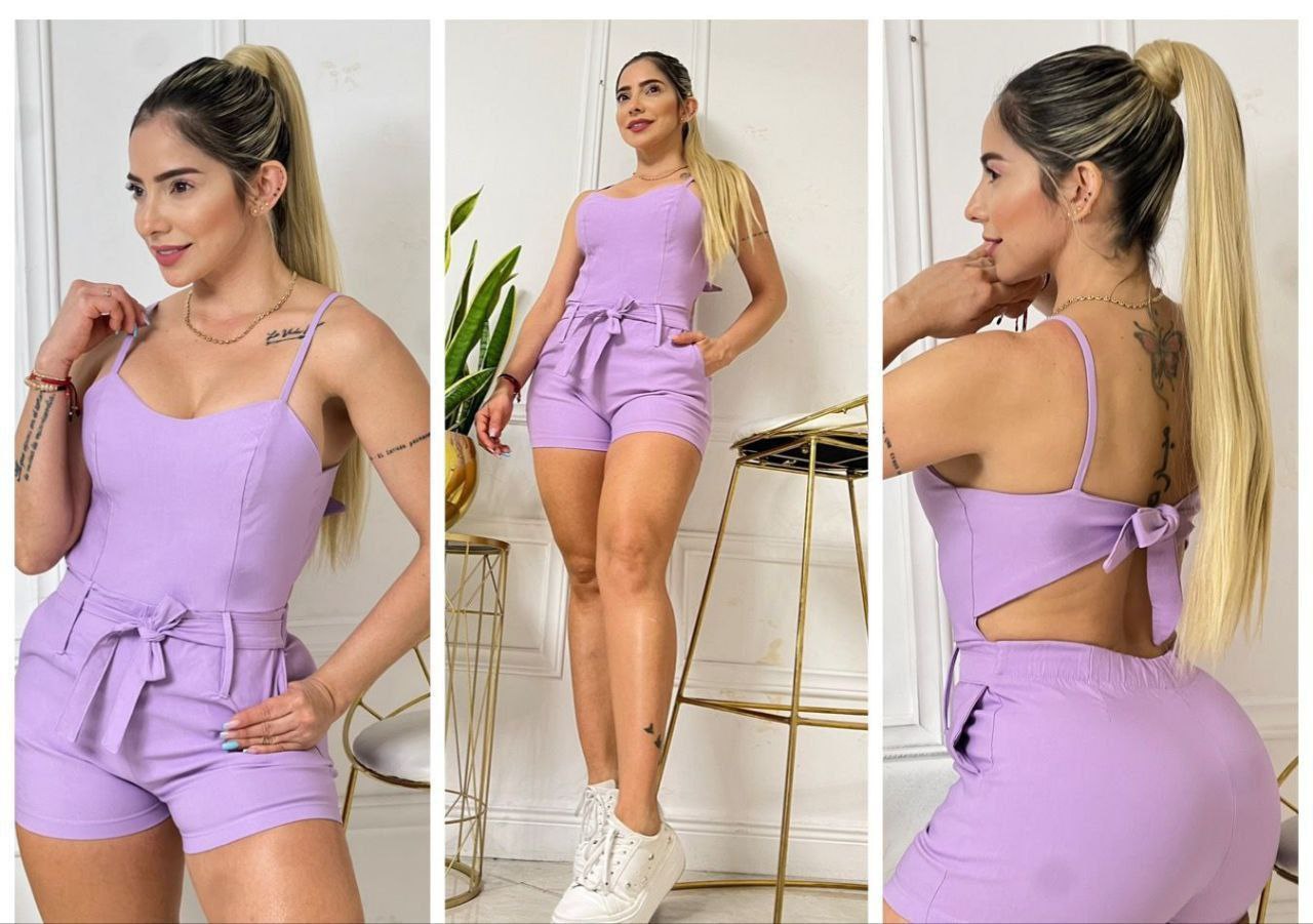 Enterizo corto moderno para mujer